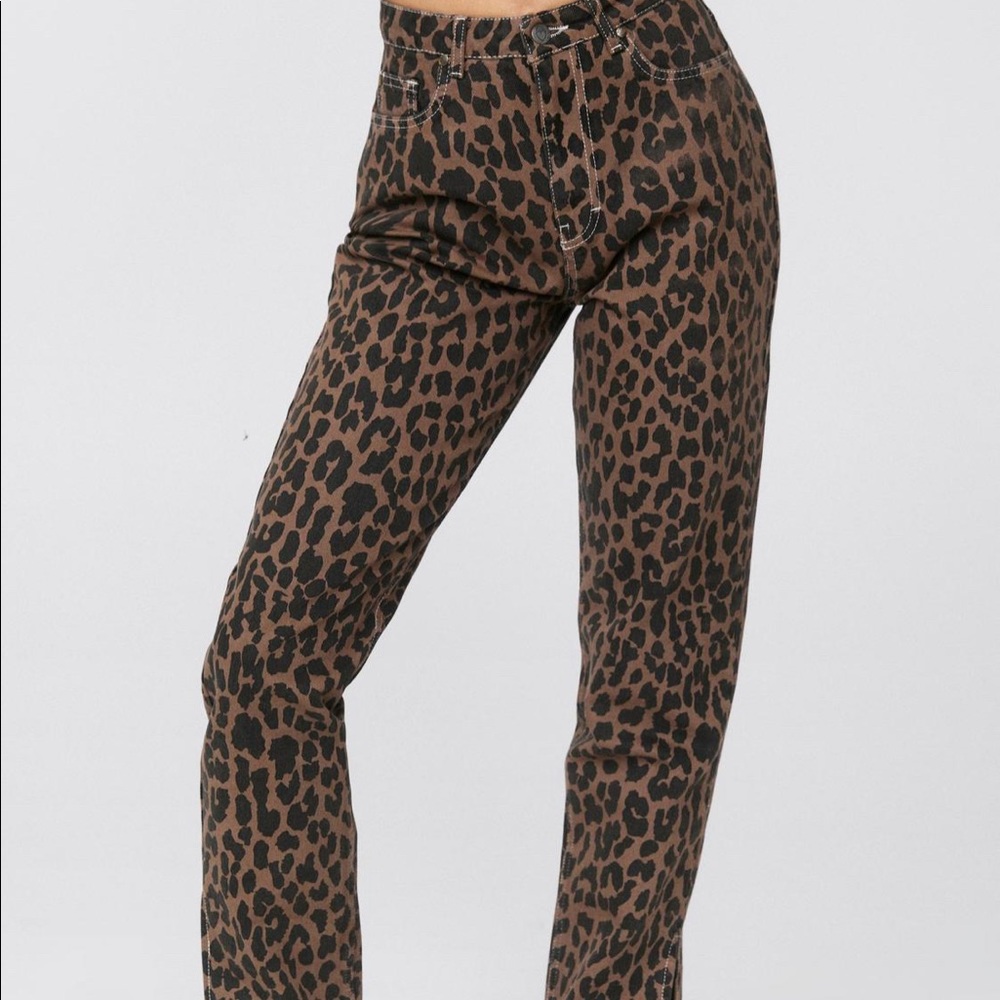 Leopard straight leg split hem jeans